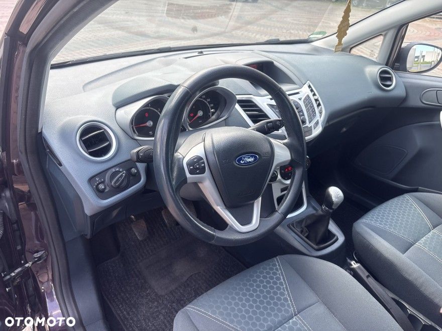 Ford Fiesta 1.25 Titanium - 12