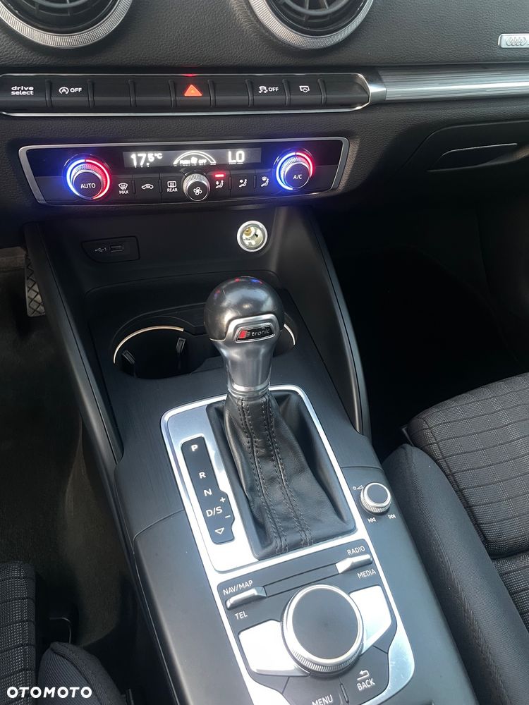 Audi A3 Sportback 1.6 TDI Sport S tronic - 23