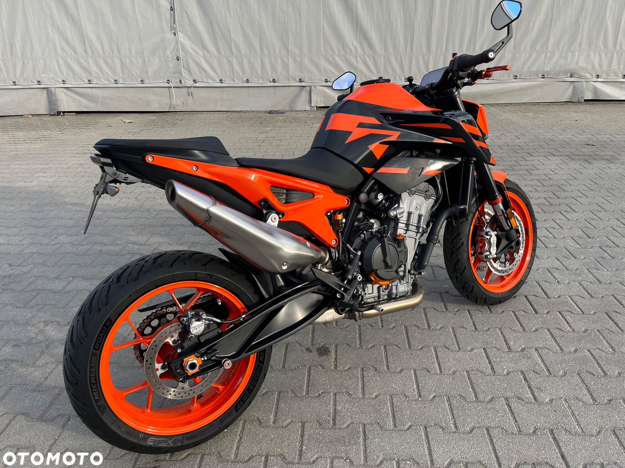 KTM Duke - 18