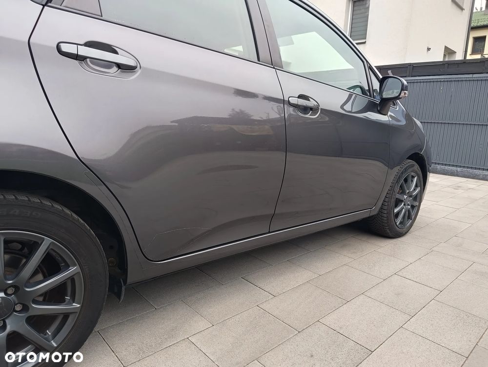 Toyota Verso S - 14