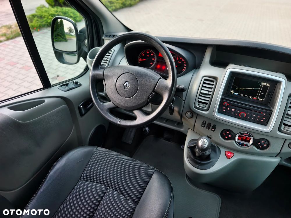 Renault Trafic - 17