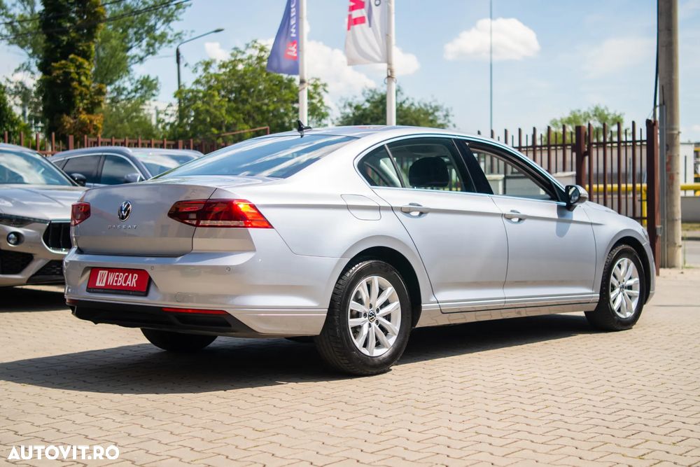 Volkswagen Passat - 5