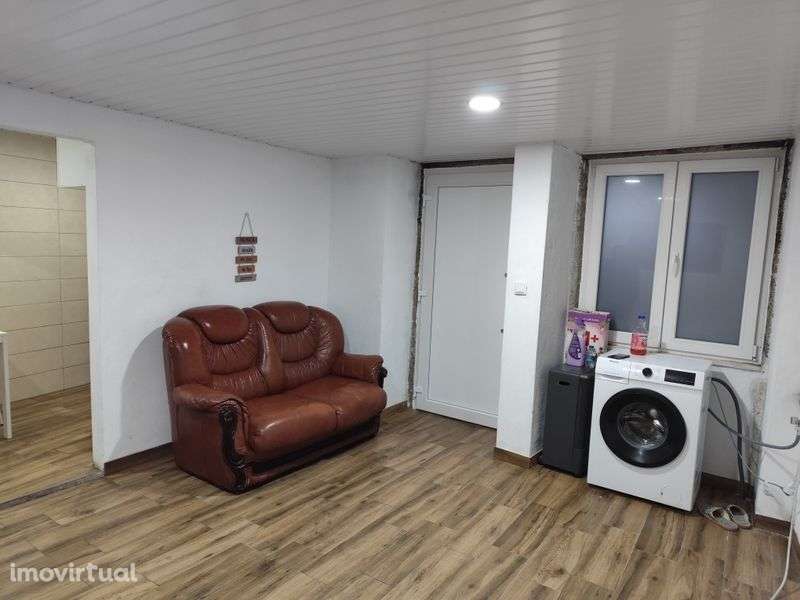 Arrenda-se casa T0 + 2 quartos – Lamego - Grande imagem: 2/3