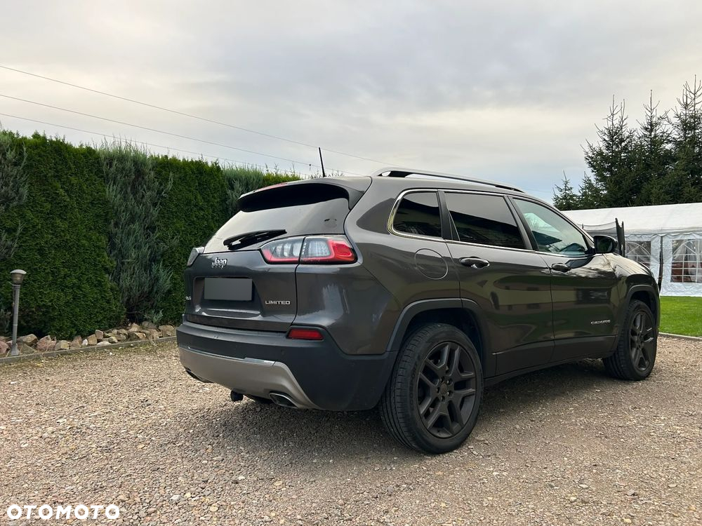 Jeep Cherokee - 5