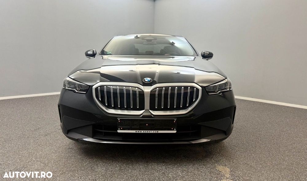 BMW Seria 5 520i AT MHEV - 2