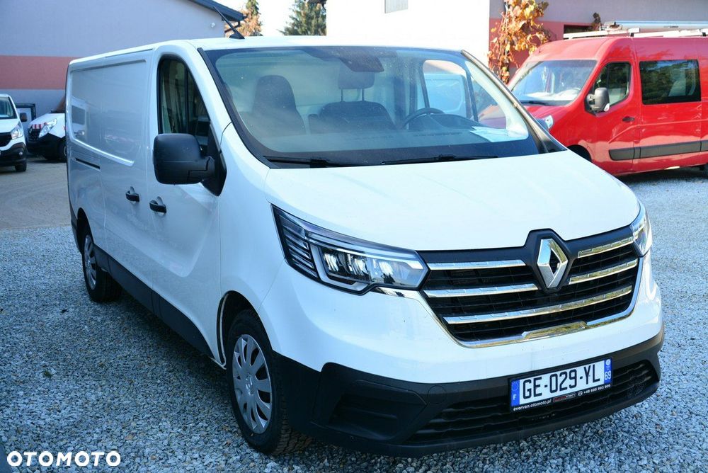 Renault Trafic - 2