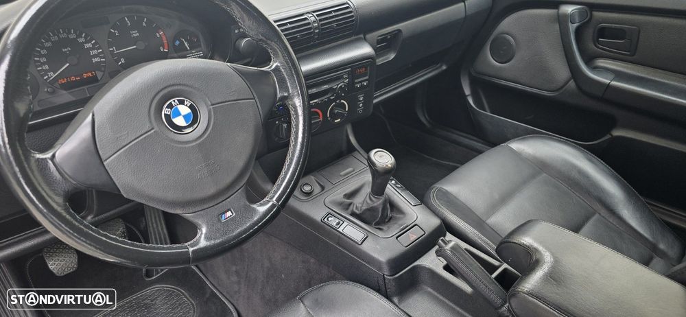 BMW 318 tds Compact - 16