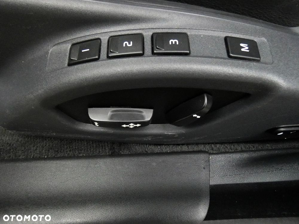 Volvo XC 70 D4 Geartronic Summum - 13