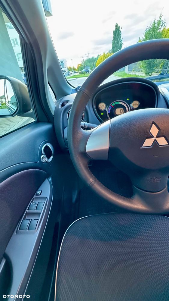 Mitsubishi i-MiEV Standard - 27