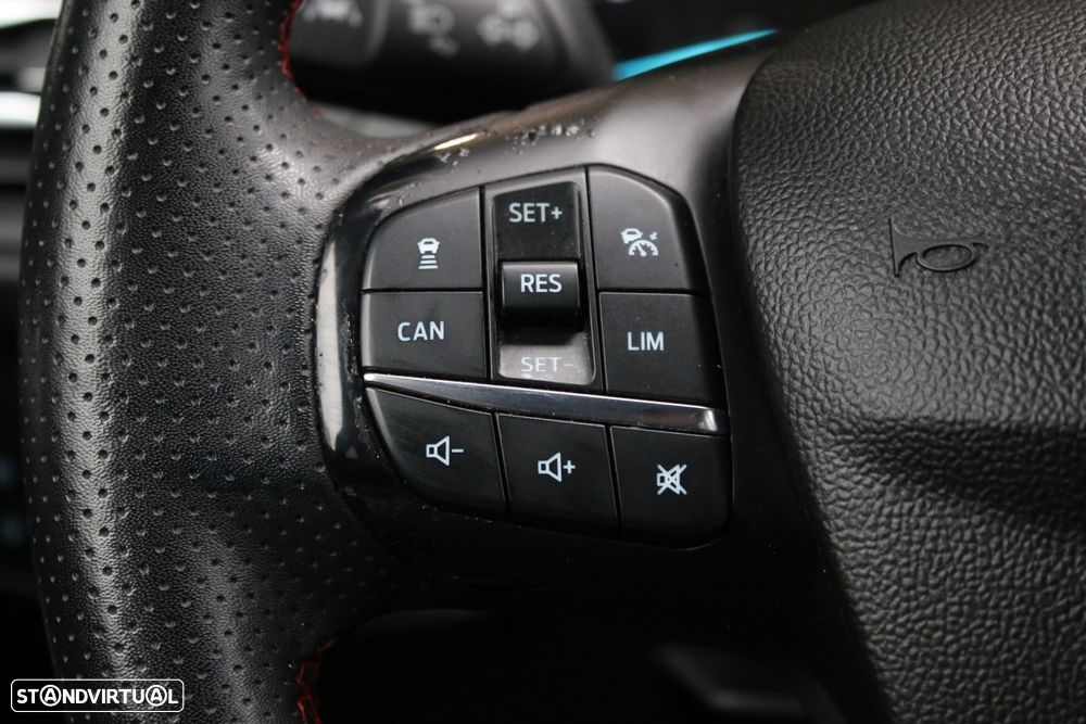 Ford Focus 1.0 EcoBoost ST-Line - 19