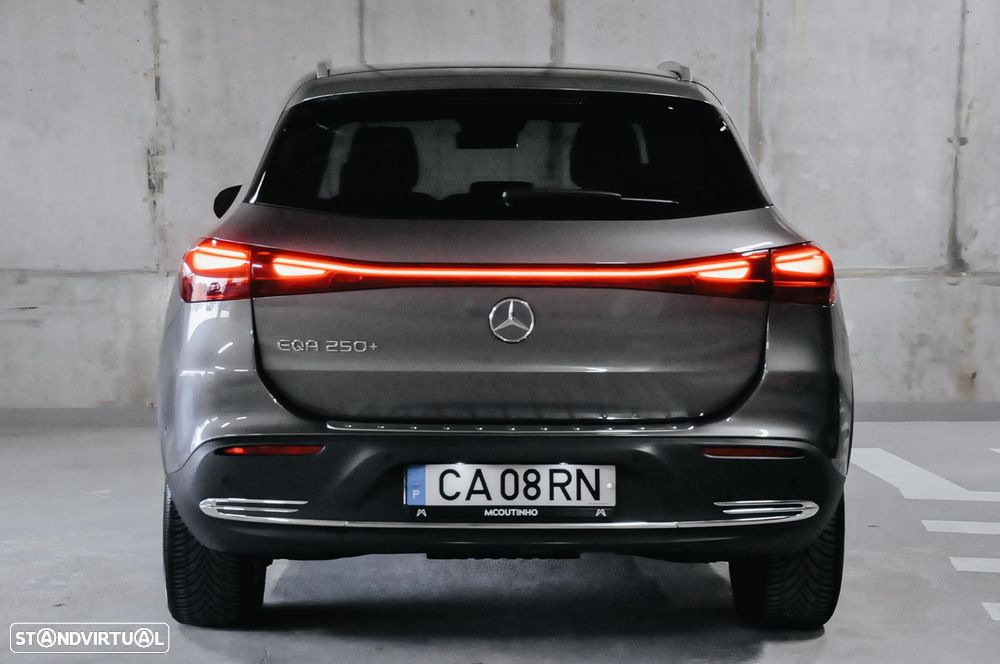Mercedes-Benz EQA 250+ Progressive - 3