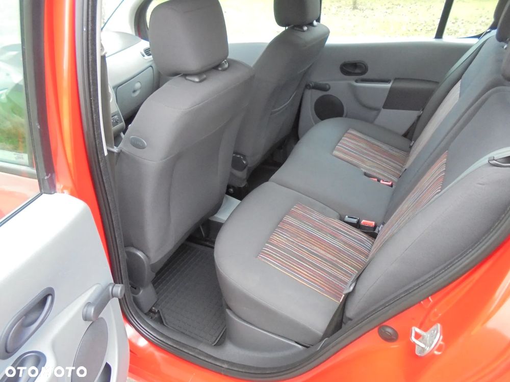 Renault Modus 1.2 16V Avantage - 8