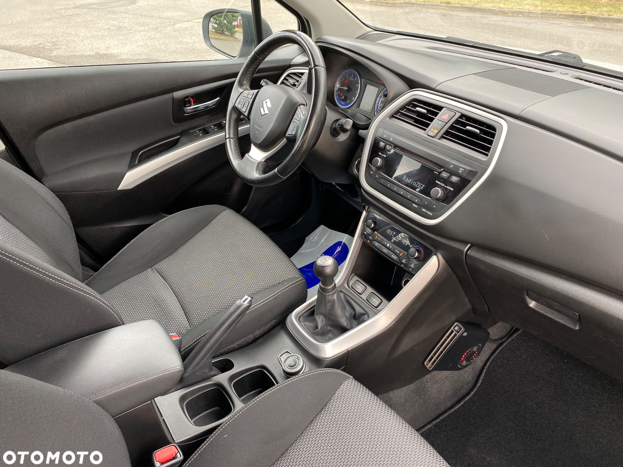Suzuki SX4 1.6 Comfort 4WD - 9