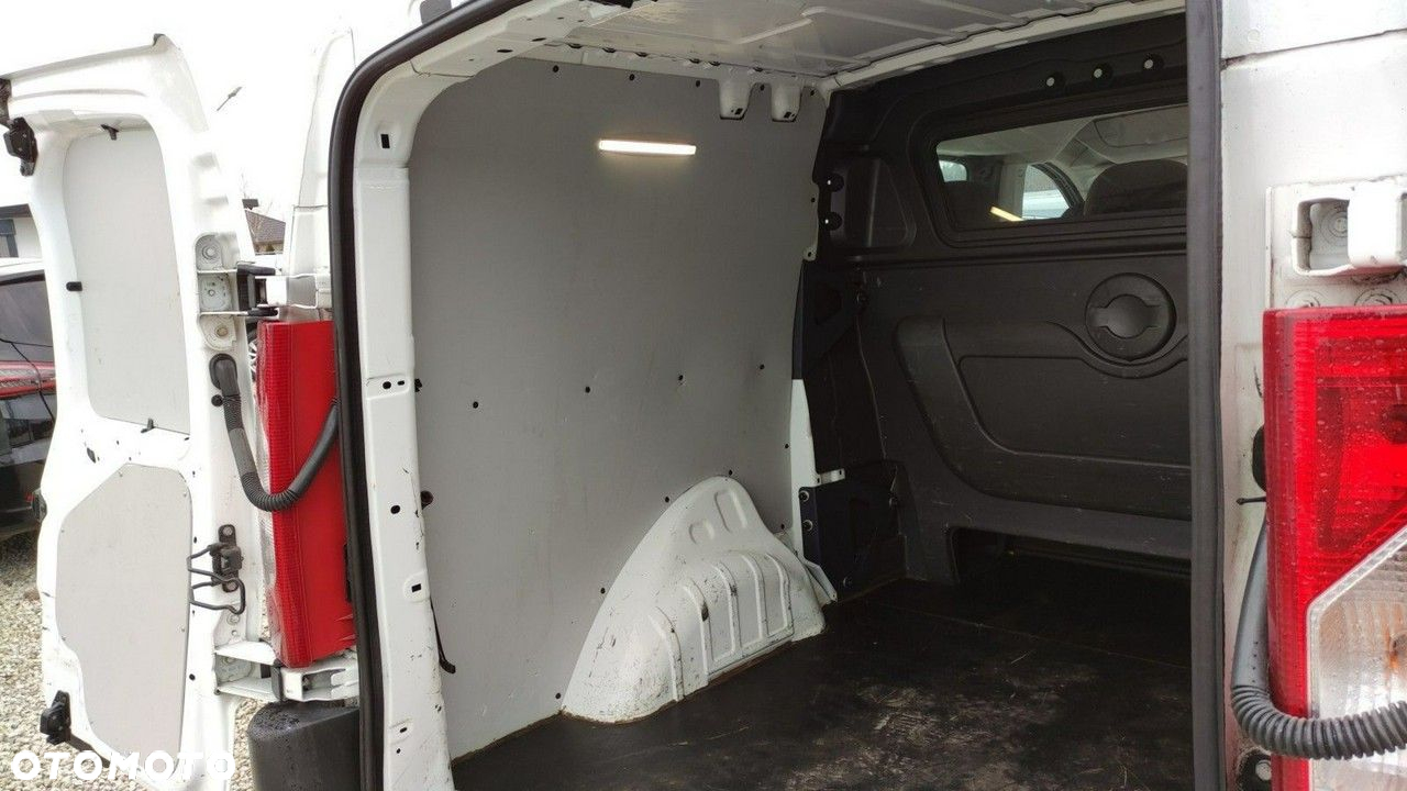 Peugeot expert - 5