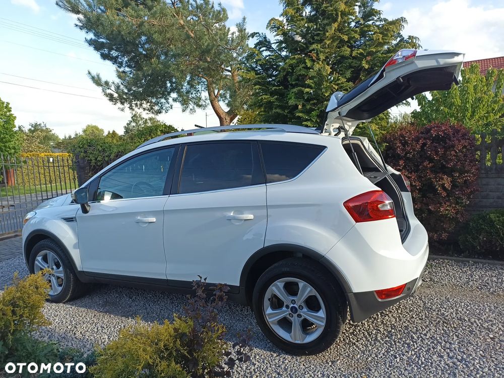 Ford Kuga 2.0 TDCi 4x4 Titanium - 11