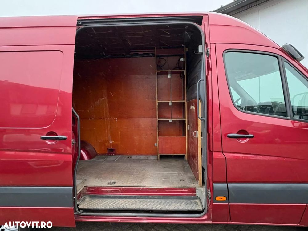 Mercedes-Benz Sprinter - 5