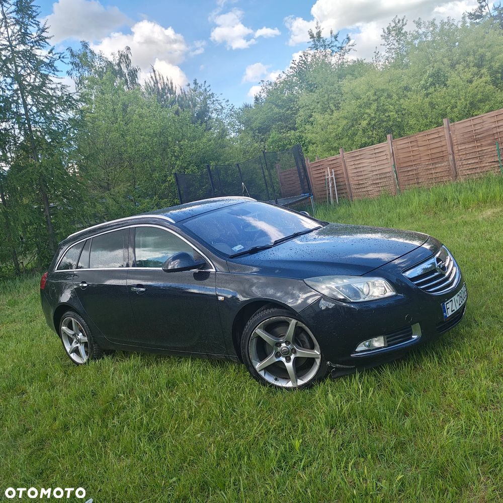 Opel Insignia 2.0 T Cosmo 4x4 - 1