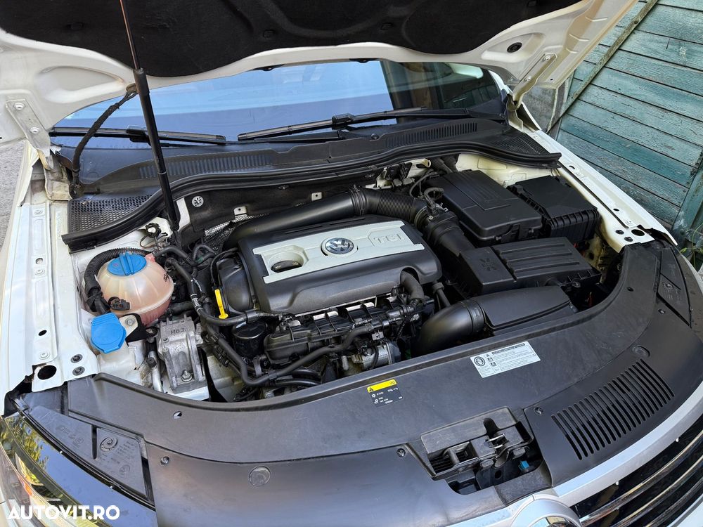 Volkswagen Passat CC - 30
