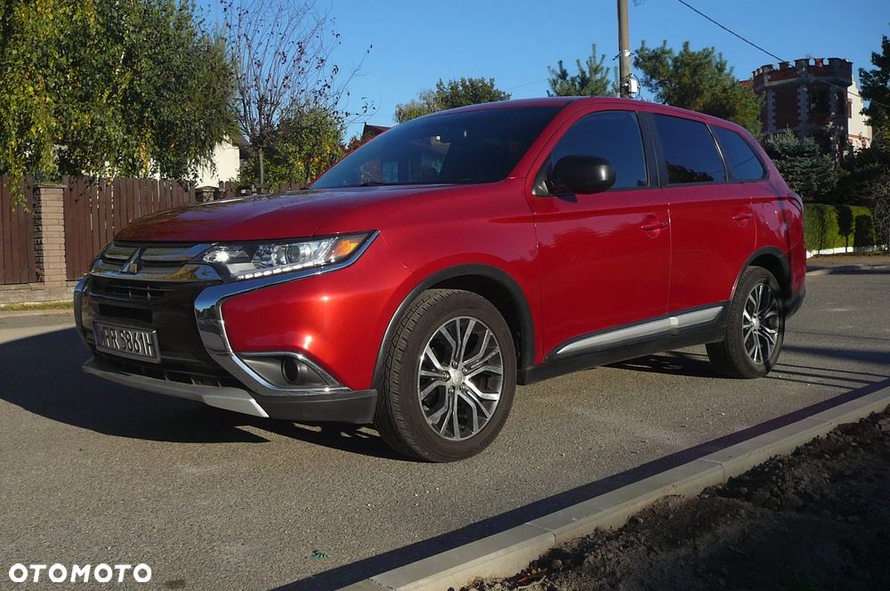 Mitsubishi Outlander 2.4 4WD CVT Instyle - 1