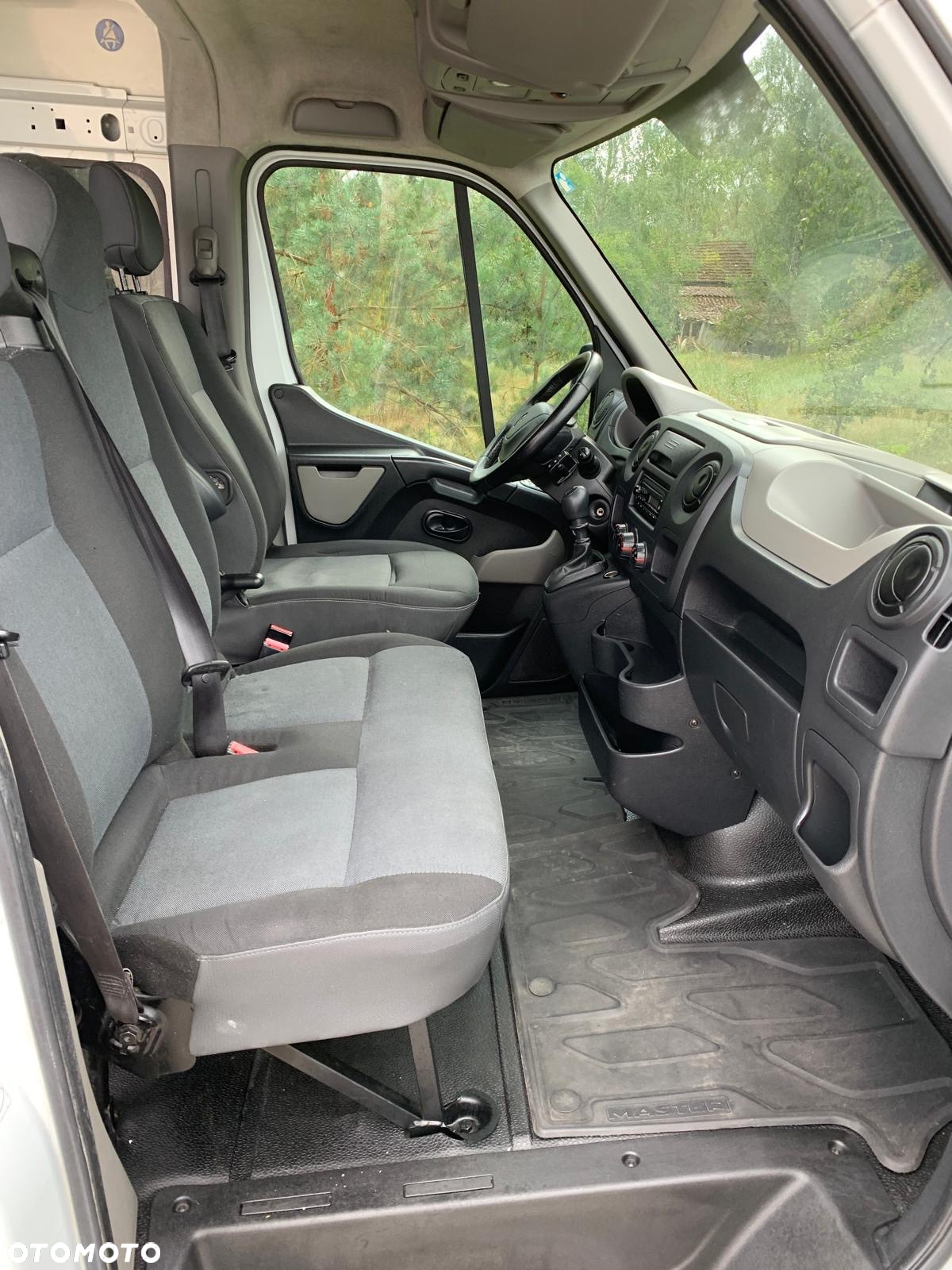 Renault Master - 15