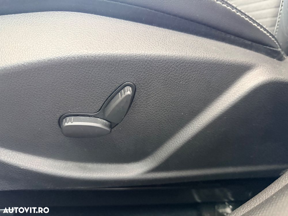 Ford Focus Turnier 1.5 EcoBlue Start-Stopp-System Aut. TITANIUM X - 9