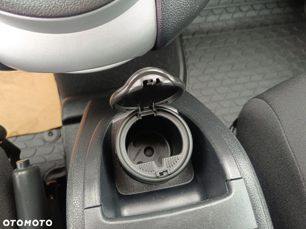 Citroën Berlingo Multispace BlueHDi 120 S&S SHINE - 31