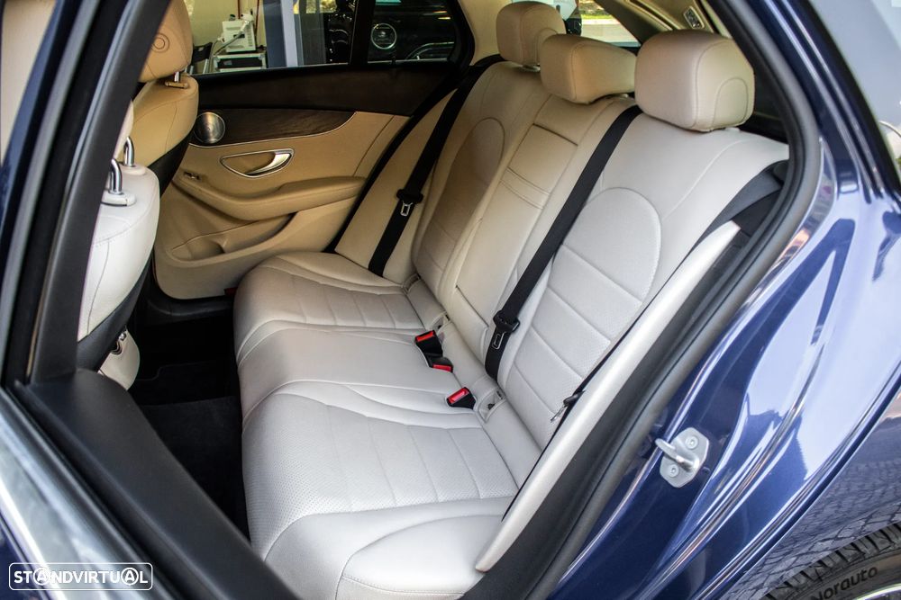 Mercedes-Benz C 300 de Avantgarde - 26