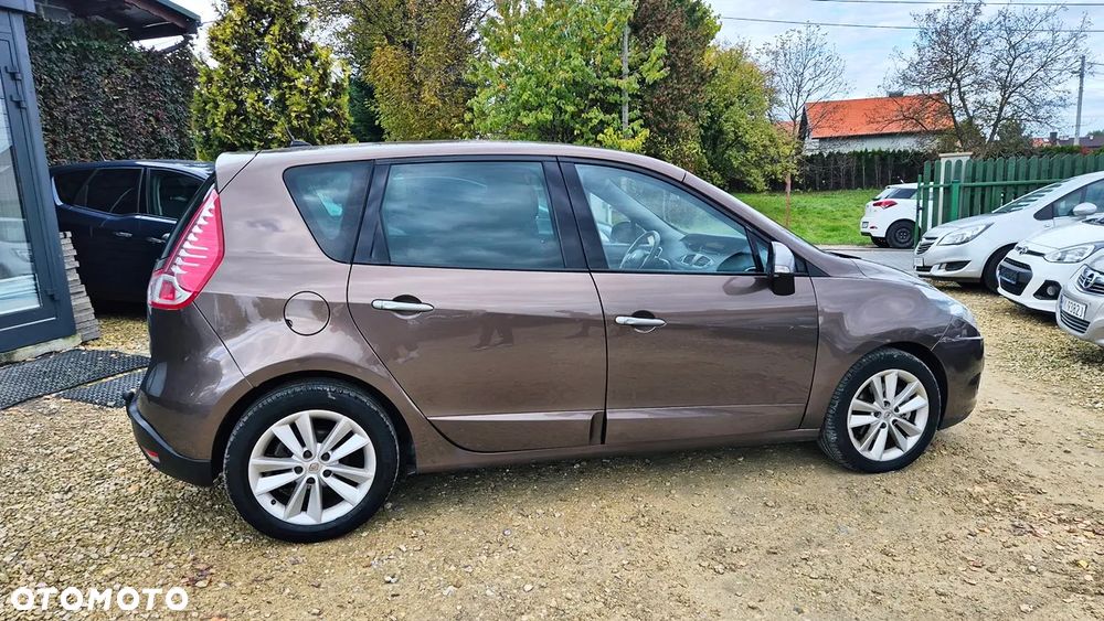 Renault Scenic 1.6 16V 110 TomTom Edition - 13