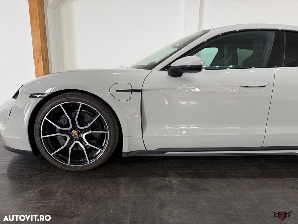 Porsche Taycan Performancebatterie Plus - 27