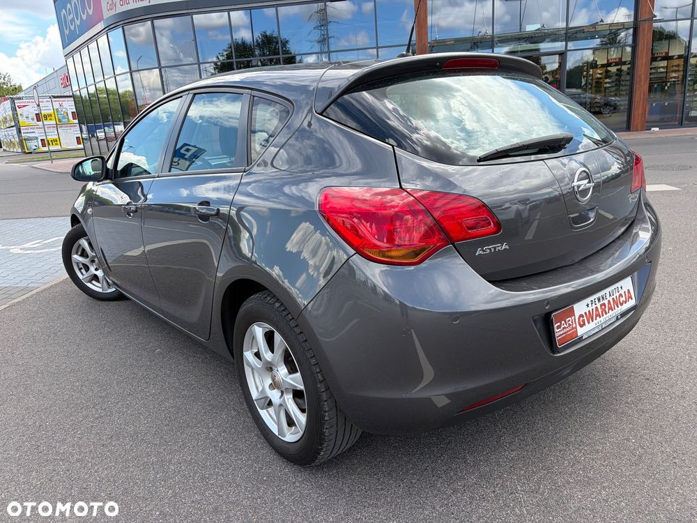 Opel Astra - 6