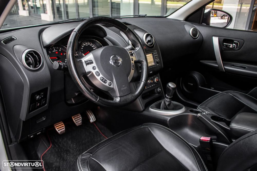 Nissan Qashqai 1.6 dCi DPF tekna - 23