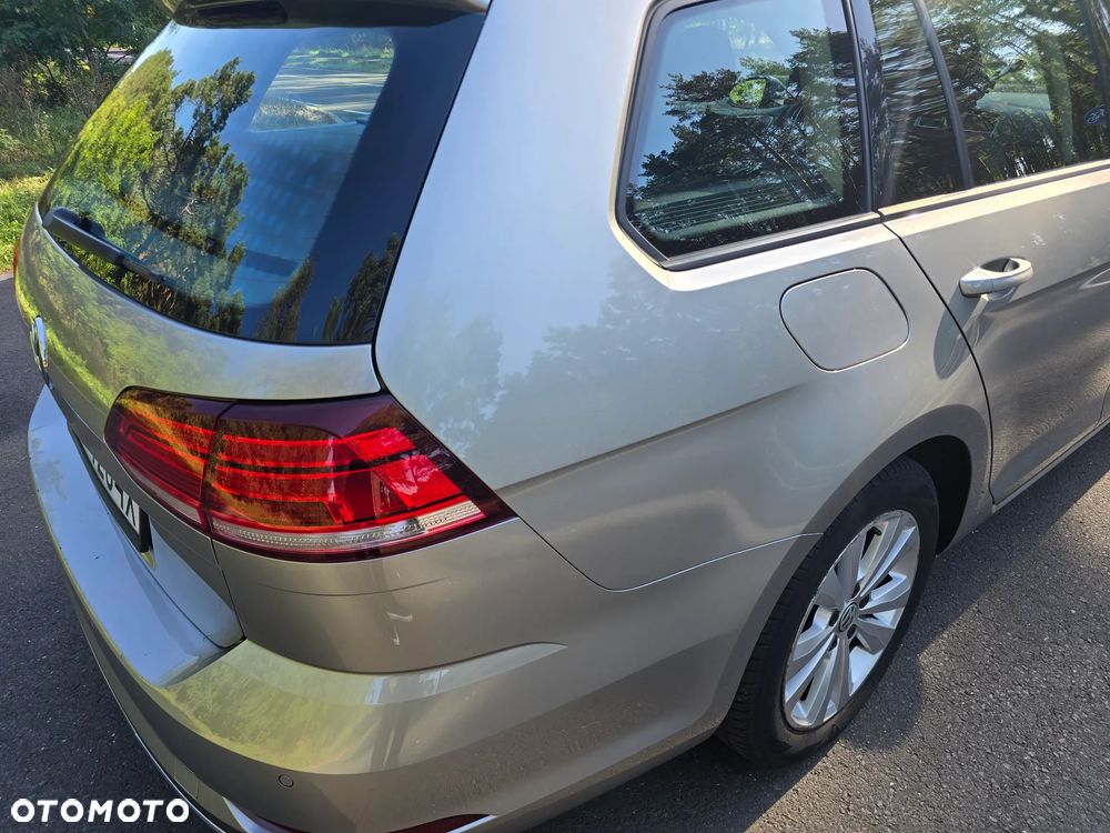 Volkswagen Golf VII 1.6 TDI BMT Comfortline - 19