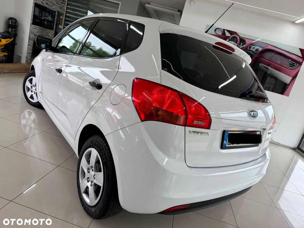 Kia Venga 1.4 CRDi M - 31