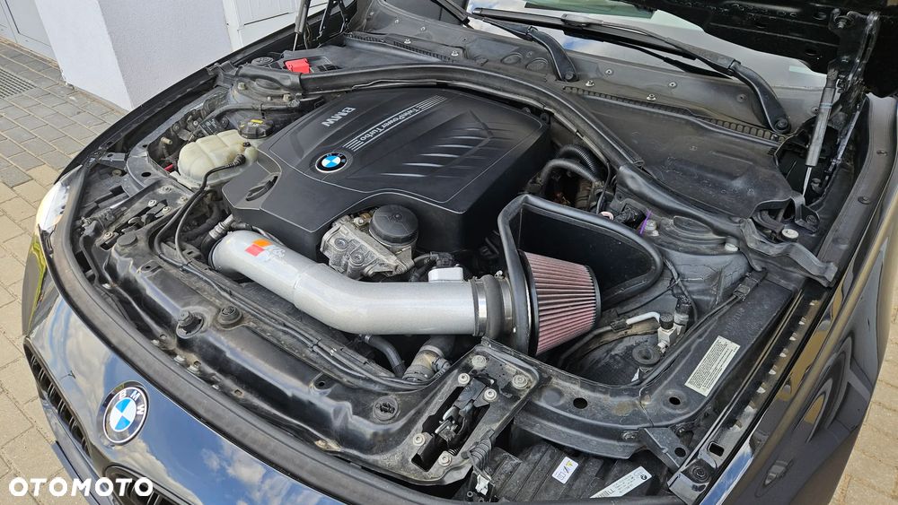 BMW Seria 3 335i xDrive Edition Sport - 35