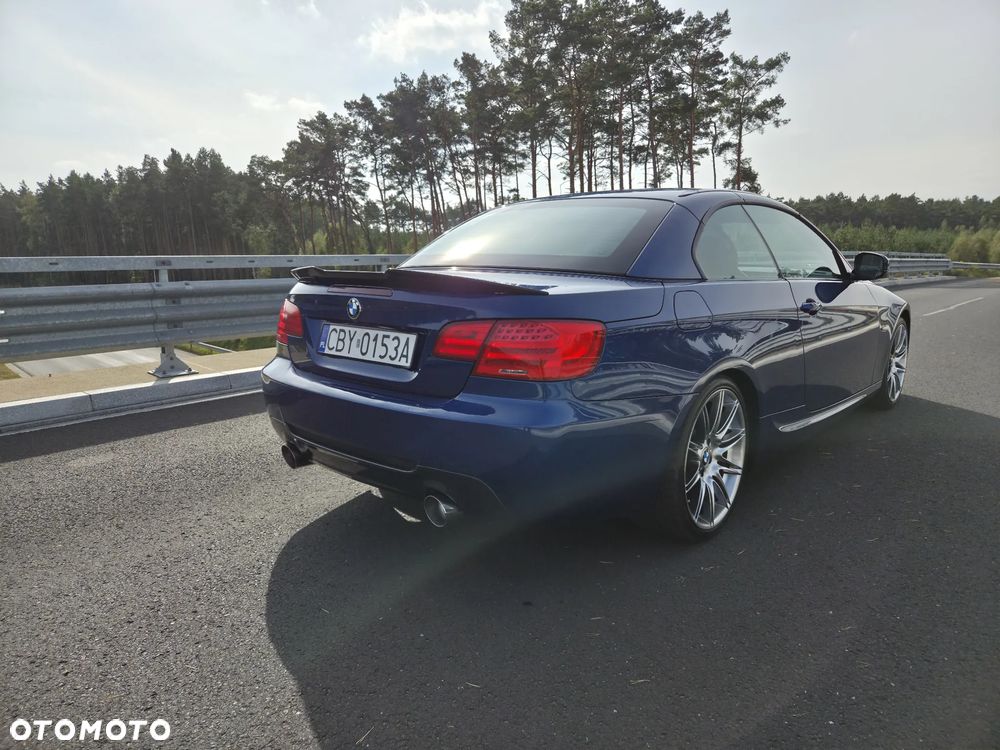 BMW Seria 3 320d DPF Cabrio M Sport Edition - 5
