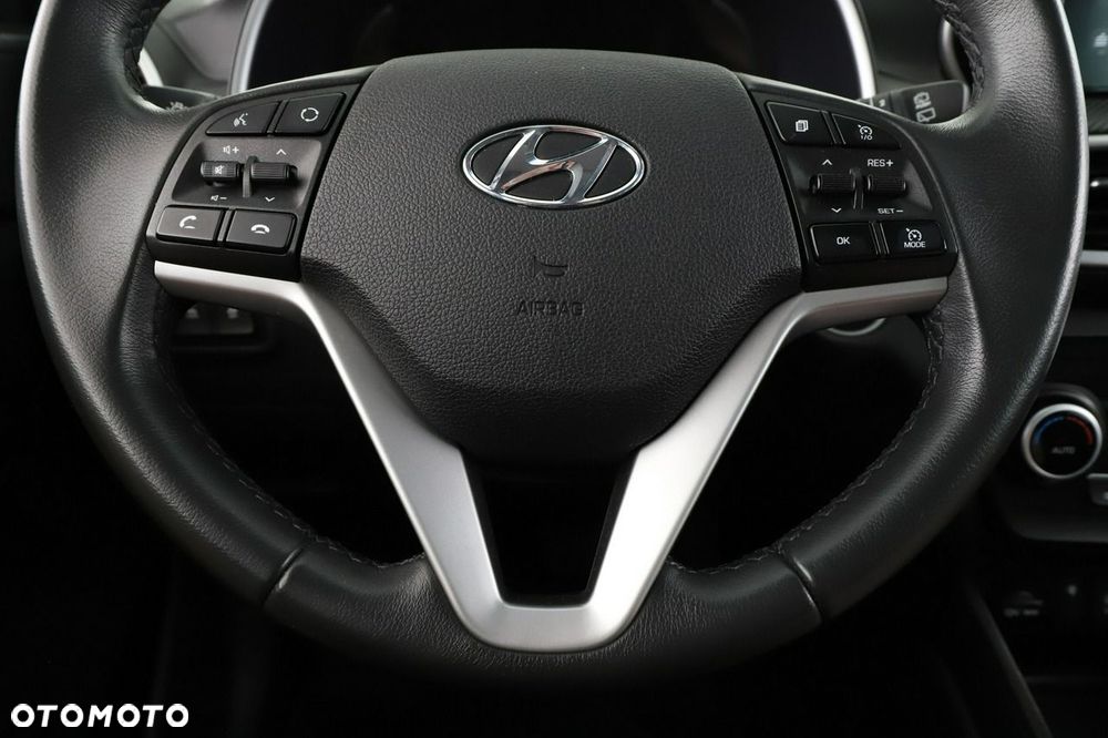 Hyundai Tucson blue 1.6 CRDi 4WD DCT Premium - 14