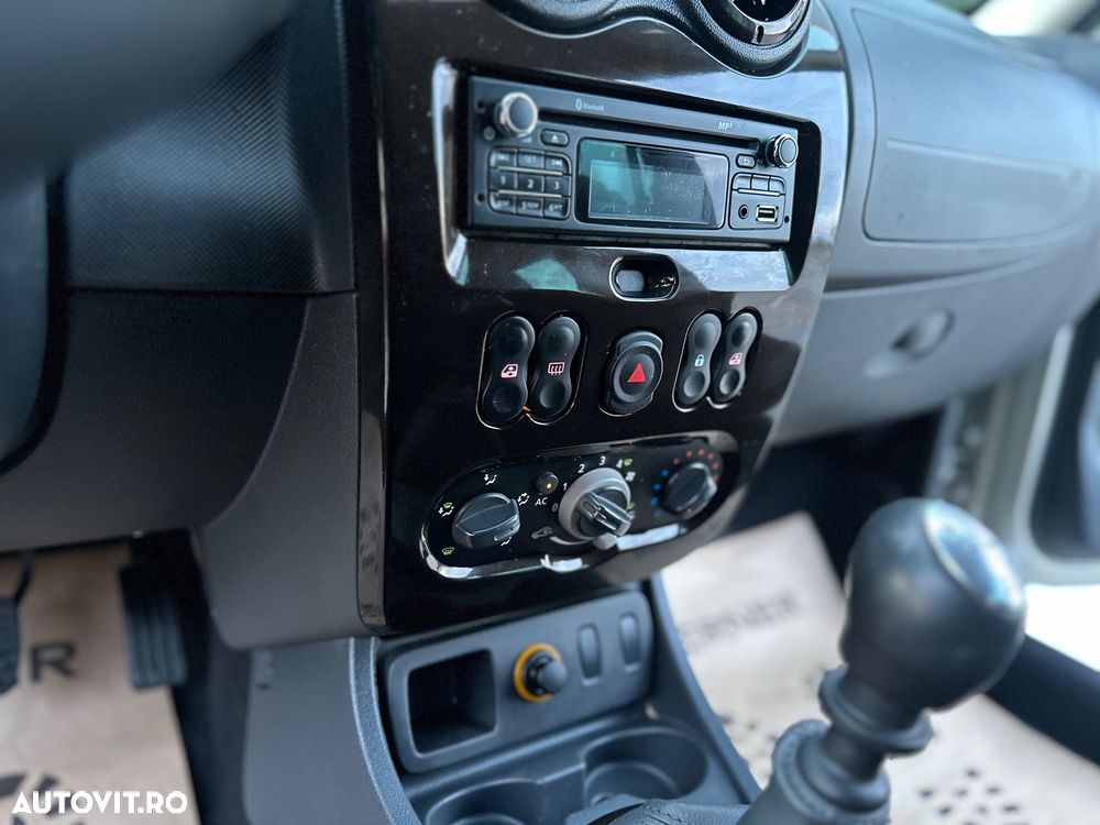 Dacia Duster 1.5 dCi 4x2 Prestige - 14