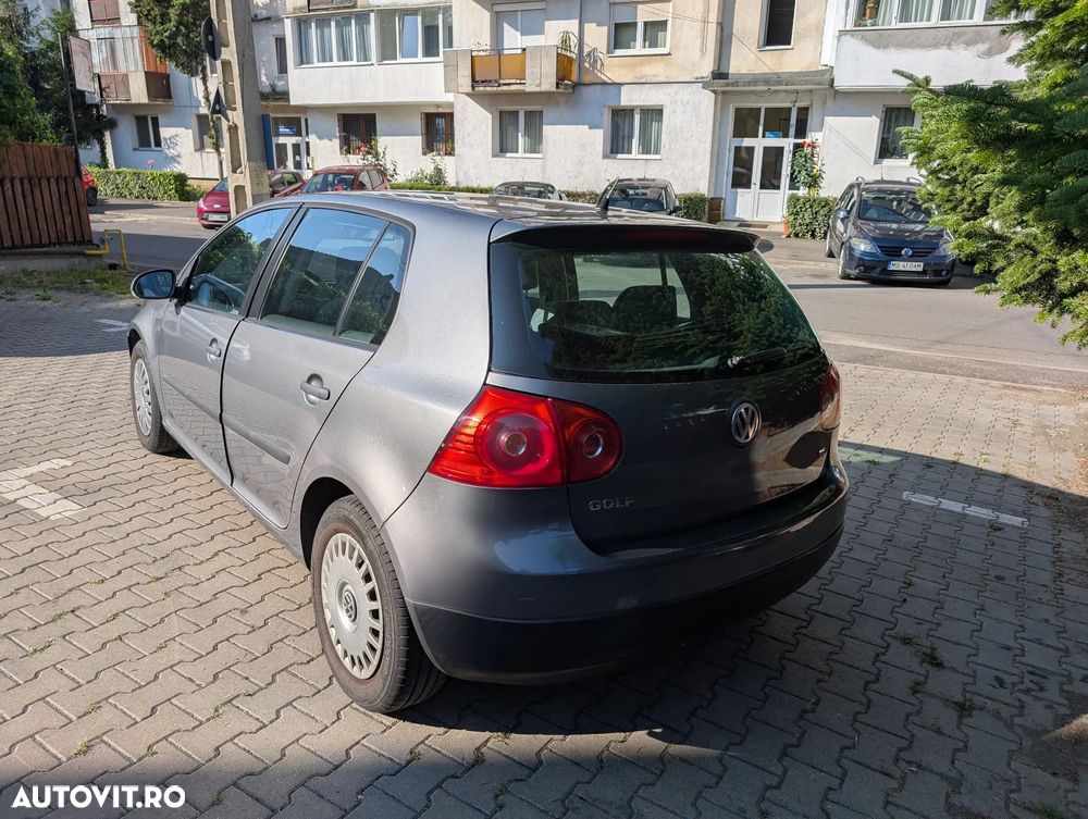 Volkswagen Golf - 3