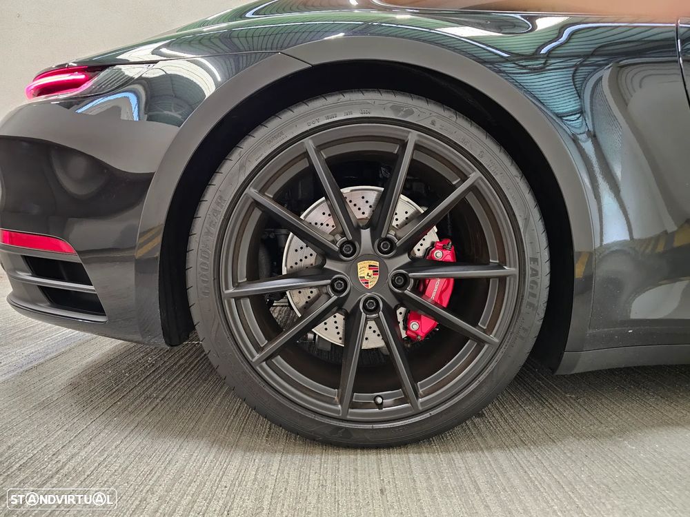 Porsche 911 (992) Carrera S PDK - 19