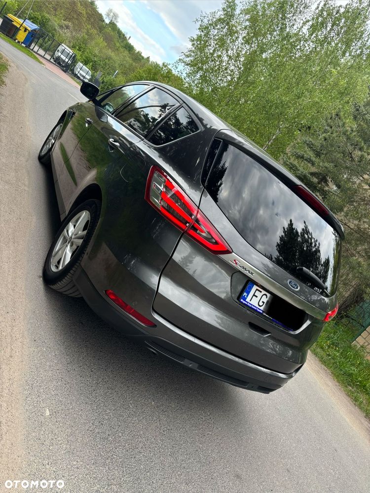 Ford S-Max 2.0 EcoBlue Titanium - 4