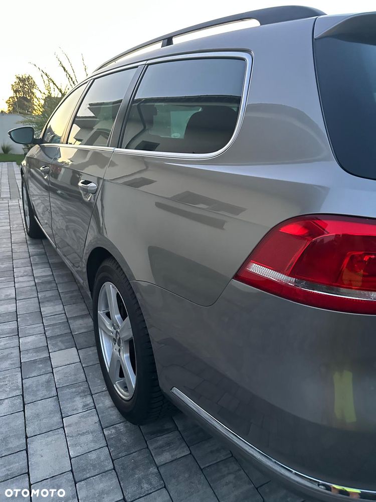 Volkswagen Passat 1.6 TDI BlueMotion Technology Comfortline - 8