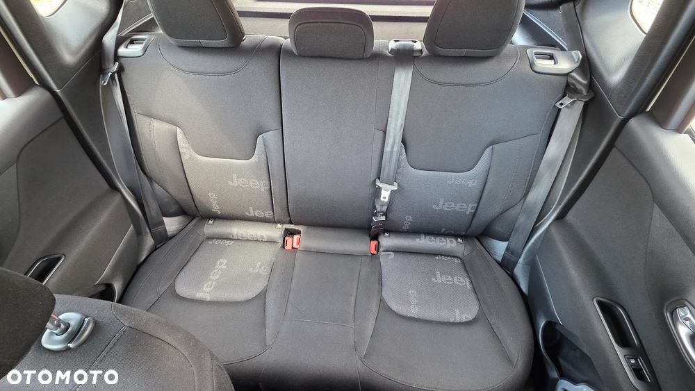 Jeep Renegade 1.4 MultiAir Longitude - 12