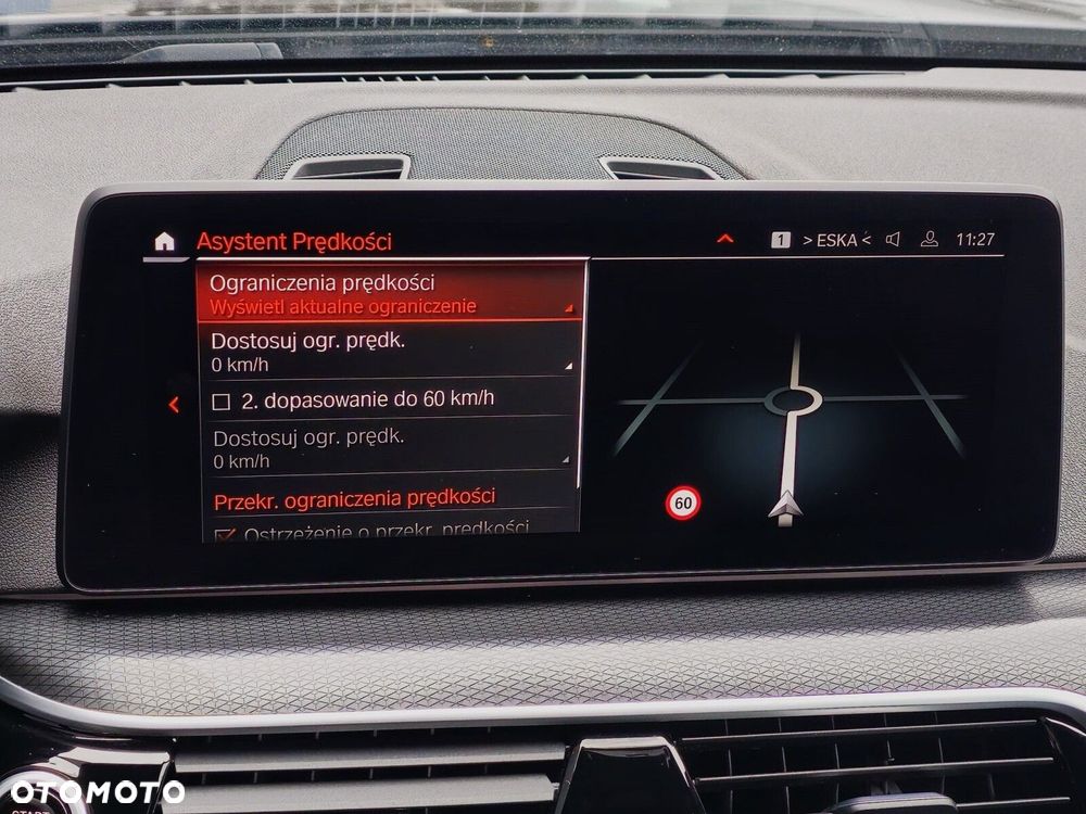 BMW Seria 5 530i xDrive M Sport sport - 28