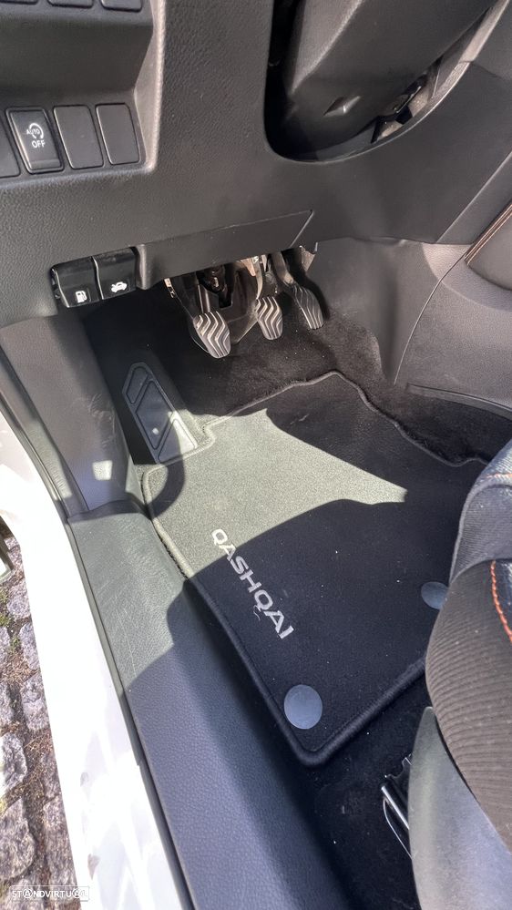 Nissan Qashqai 1.3 DIG-T N-Connecta - 10