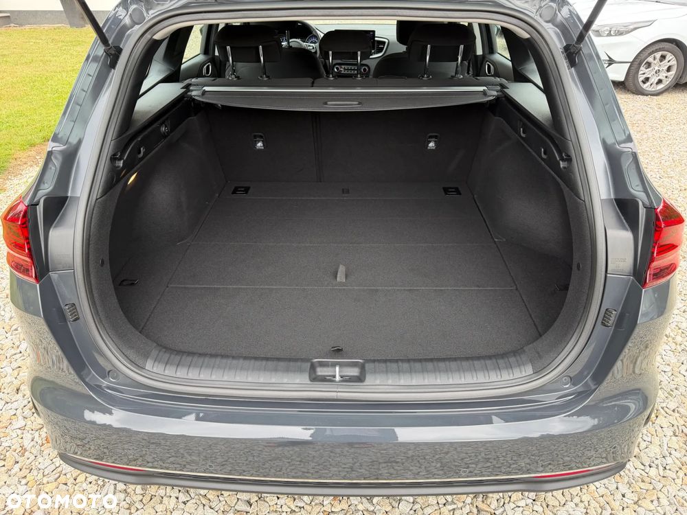 Kia Ceed 1.5 T-GDI M - 19