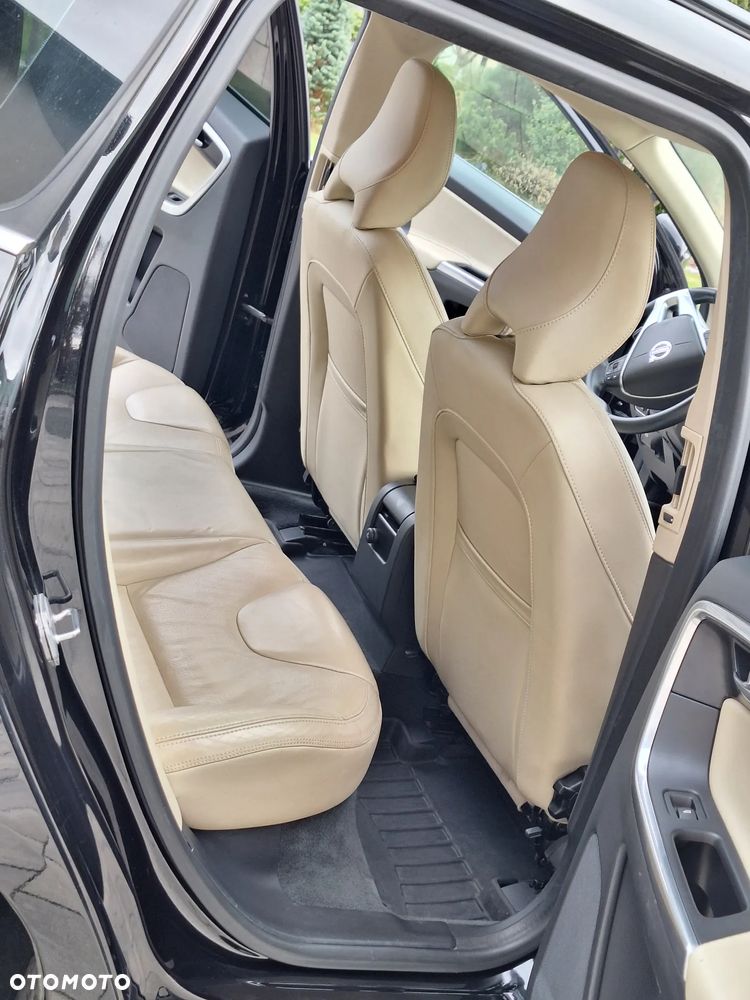 Volvo XC 60 D4 Drive-E Momentum - 18