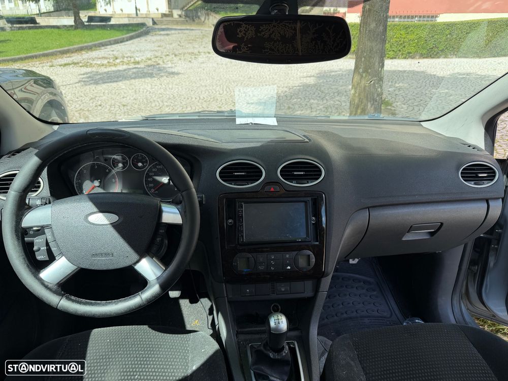 Ford Focus 1.6 TDCi Sport - 11