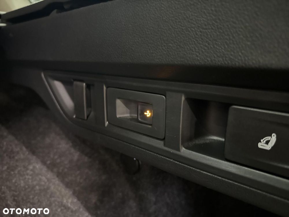 Skoda Octavia 2.0 TDI 4x4 Scout DSG - 35