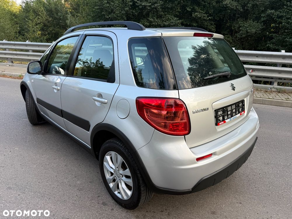 Suzuki SX4 ver-1-6-comfort-4wd - 18