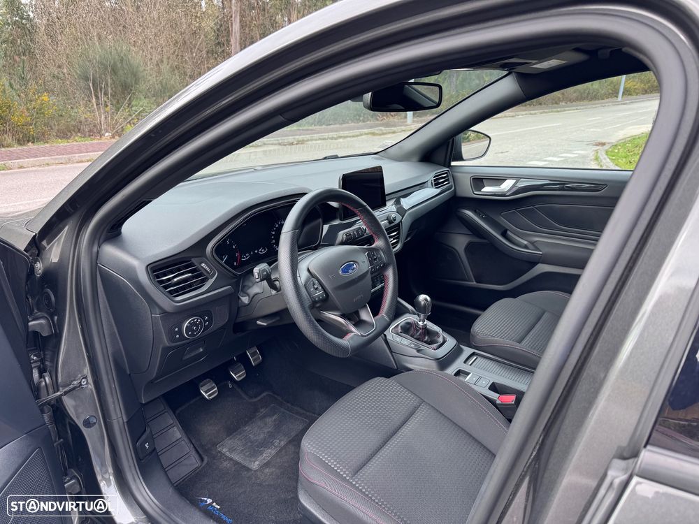 Ford Focus 1.0 EcoBoost MHEV ST-Line - 6
